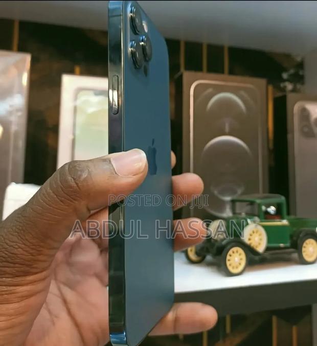 Apple iPhone 12 Pro Max 512 GB Blue - thumbnail 4