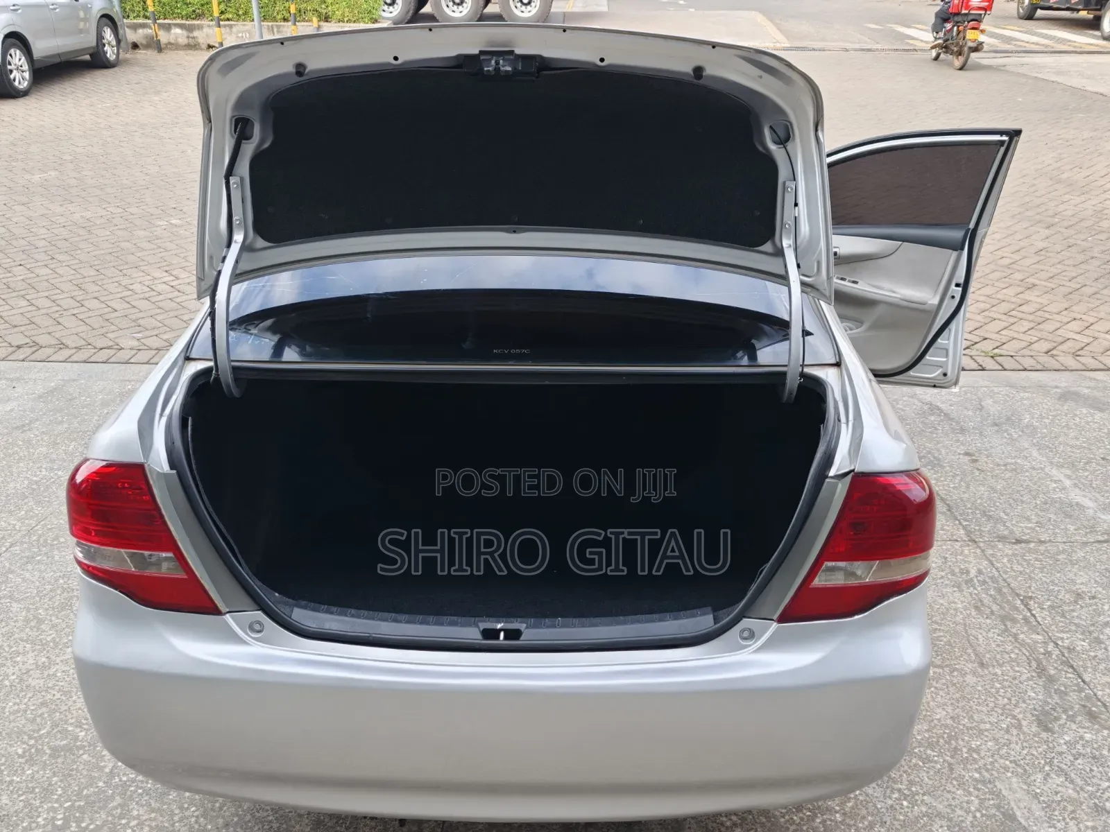 Toyota Axio 2013 Silver