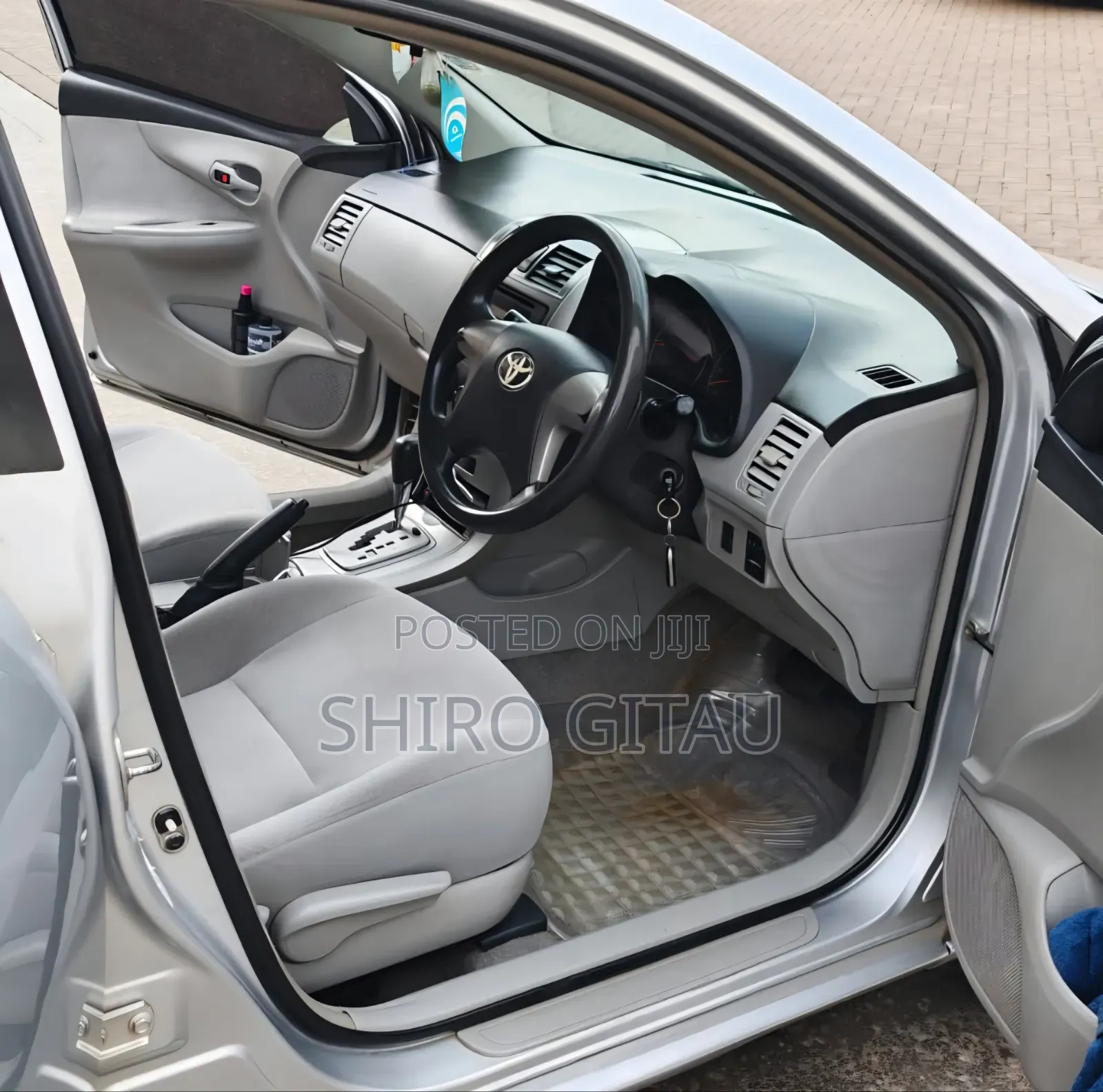 Toyota Axio 2013 Silver