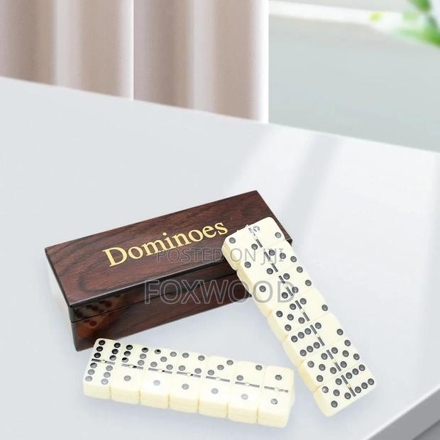 Wooden Case Dominoes - thumbnail 3
