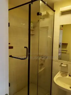 10mm Toughened Shower Cubicle