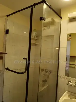 10mm Toughened Shower Cubicle
