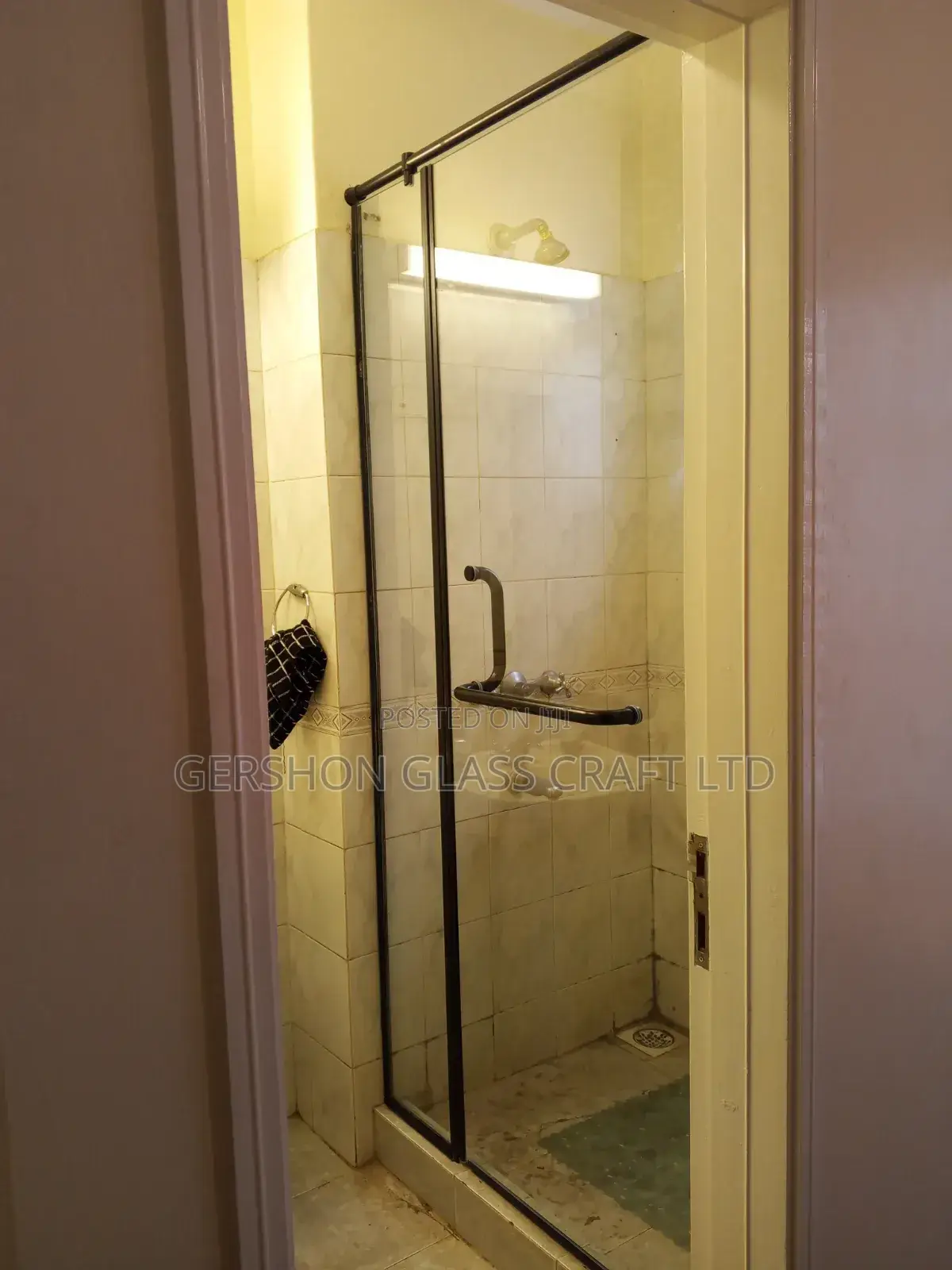 Straight Frameless Shower Cubicle