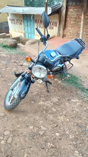 TVS HLX 125 2014 Blue