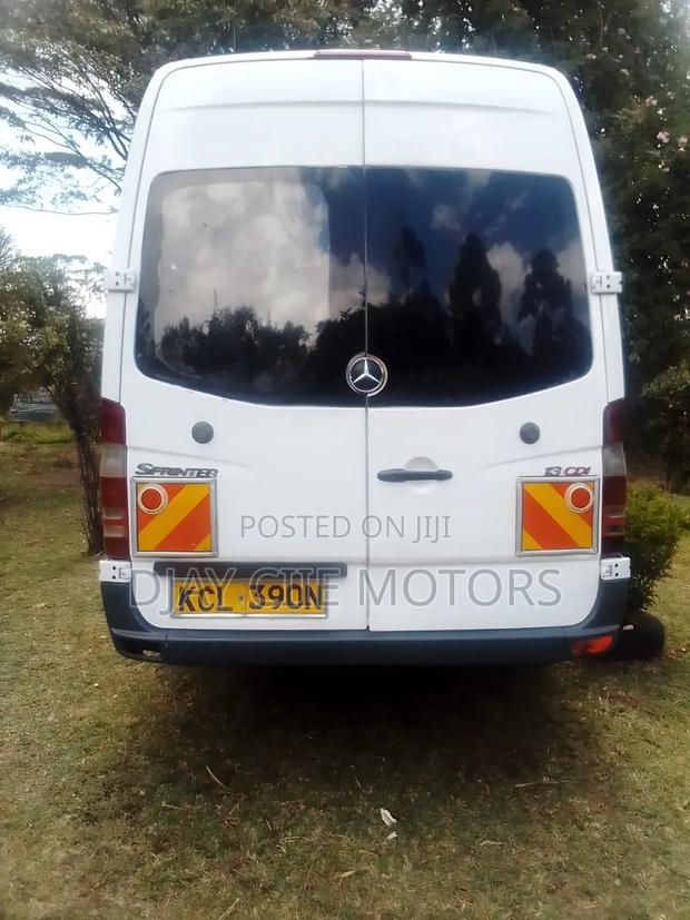 Mercedes-Benz Sprinter 2009 White - thumbnail 2