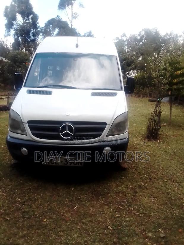 Mercedes-Benz Sprinter 2009 White - thumbnail 4