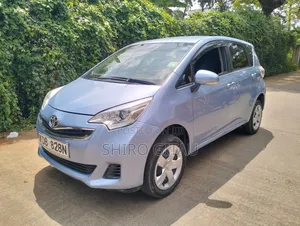 Toyota Ractis 2014 Blue