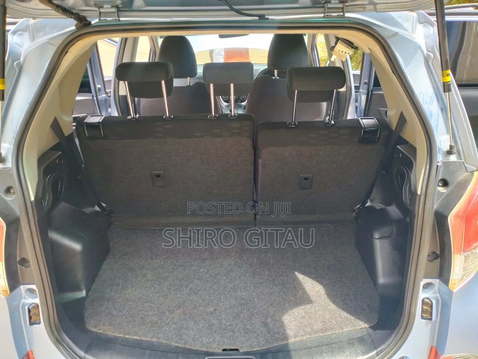 Toyota Ractis 2014 Blue