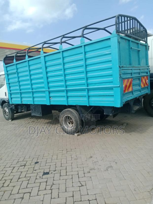 Mitsubishi Canter 4d35