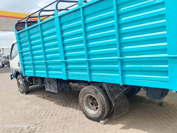 Mitsubishi Canter 4d35 - thumbnail 8