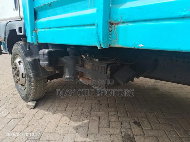 Mitsubishi Canter 4d35 - thumbnail 10