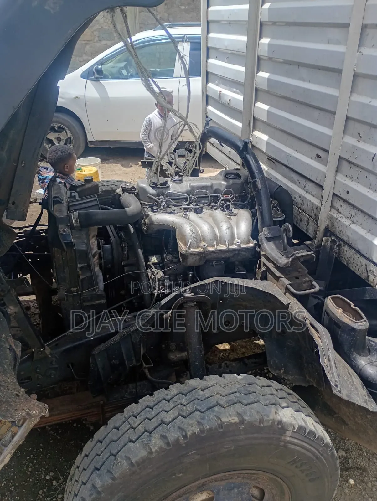 Mitsubishi Canter 4d35