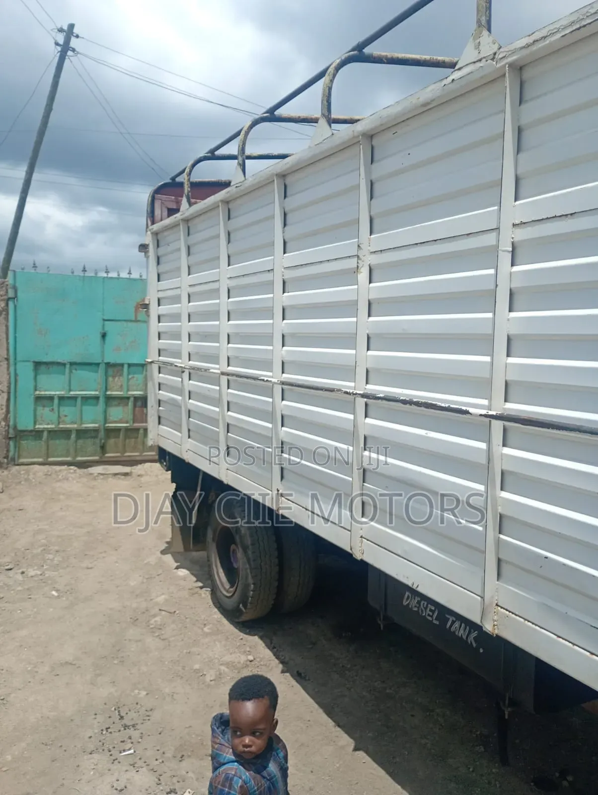 Mitsubishi Canter 4d35