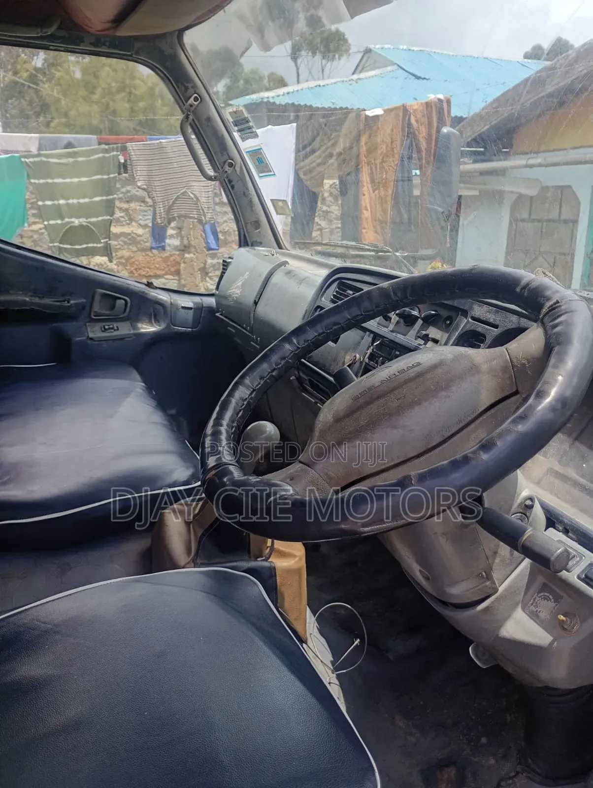 Mitsubishi Canter 4d35