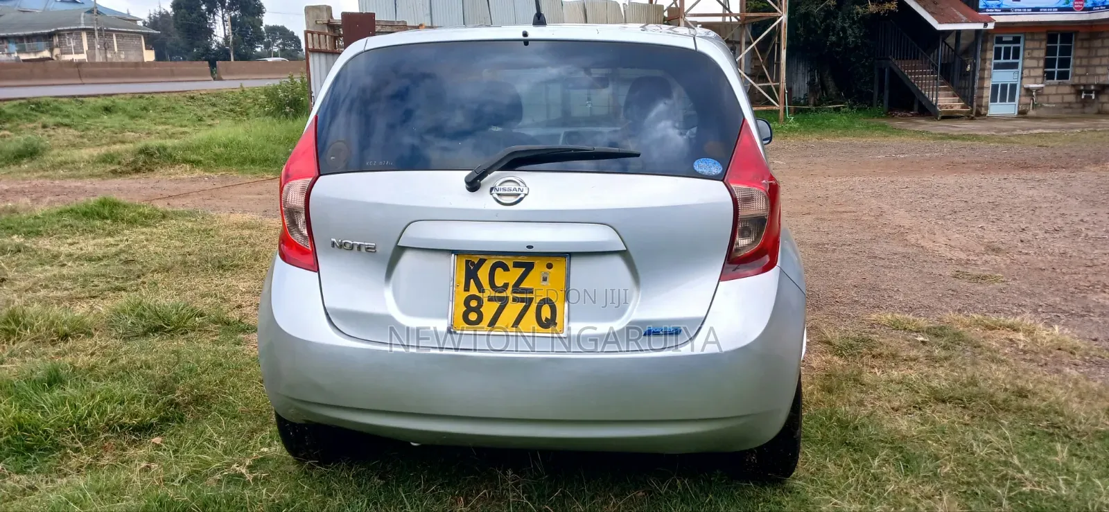 Nissan Note 2013 Silver