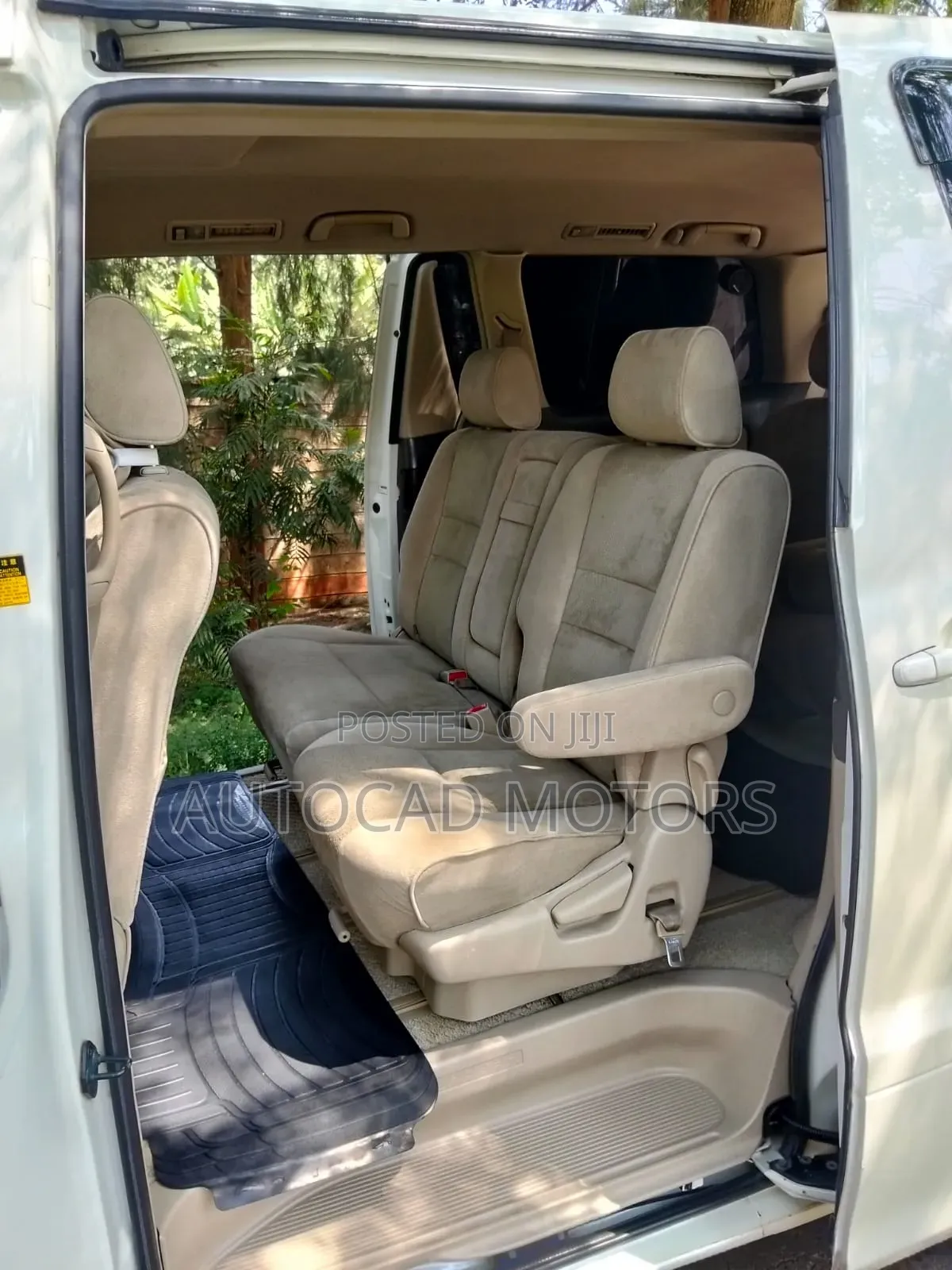 Toyota Alphard 2006 White