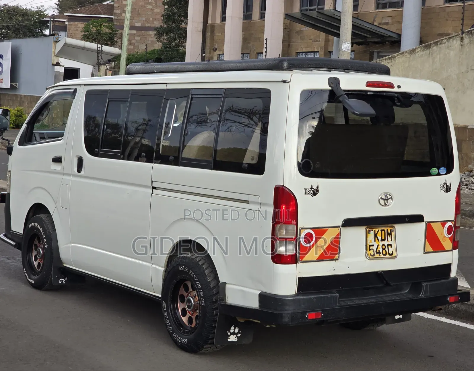 Toyota HiAce 2015 White