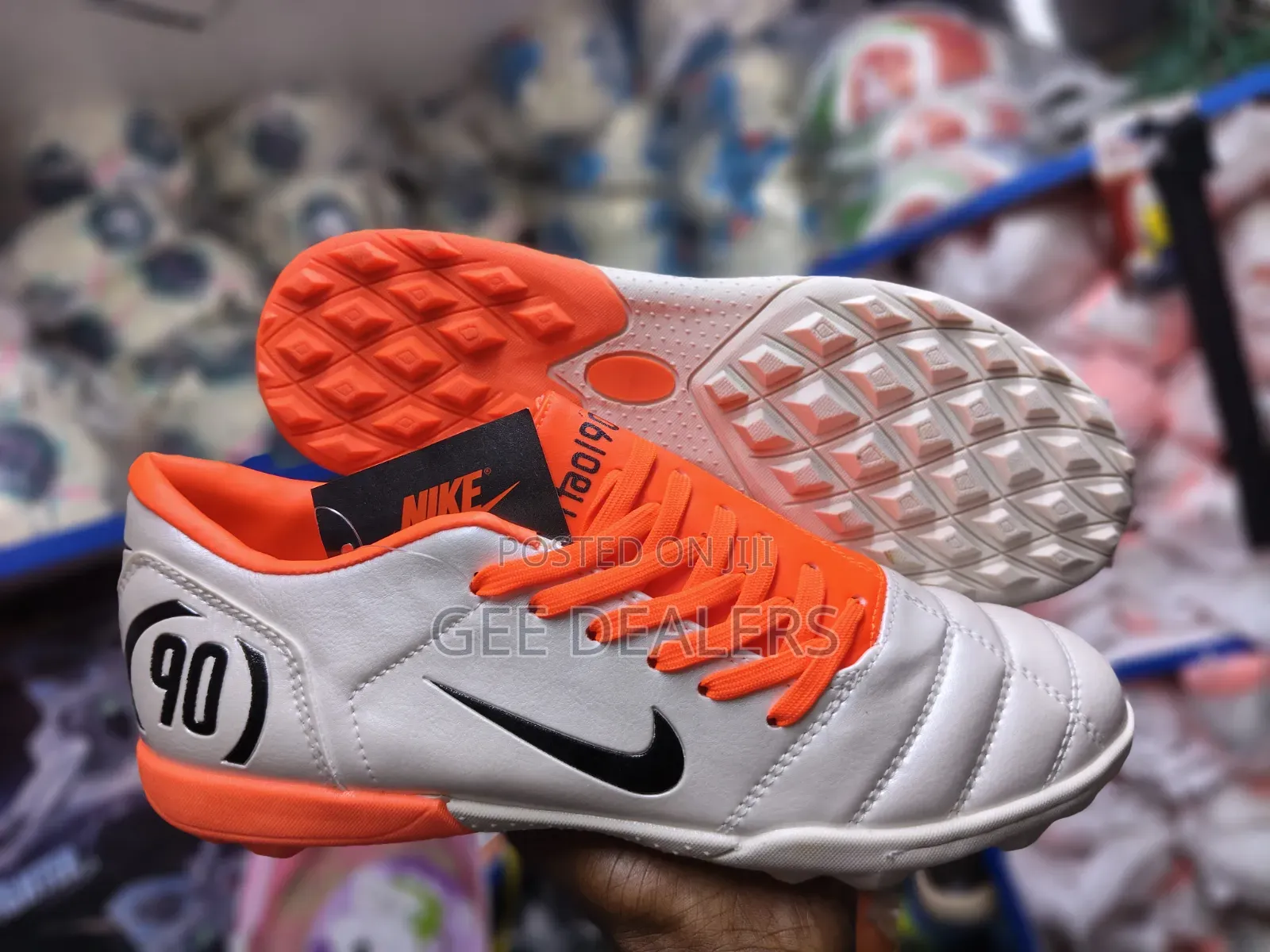 Soccer Trainer Shoes,T90 Trainers Size 39-45