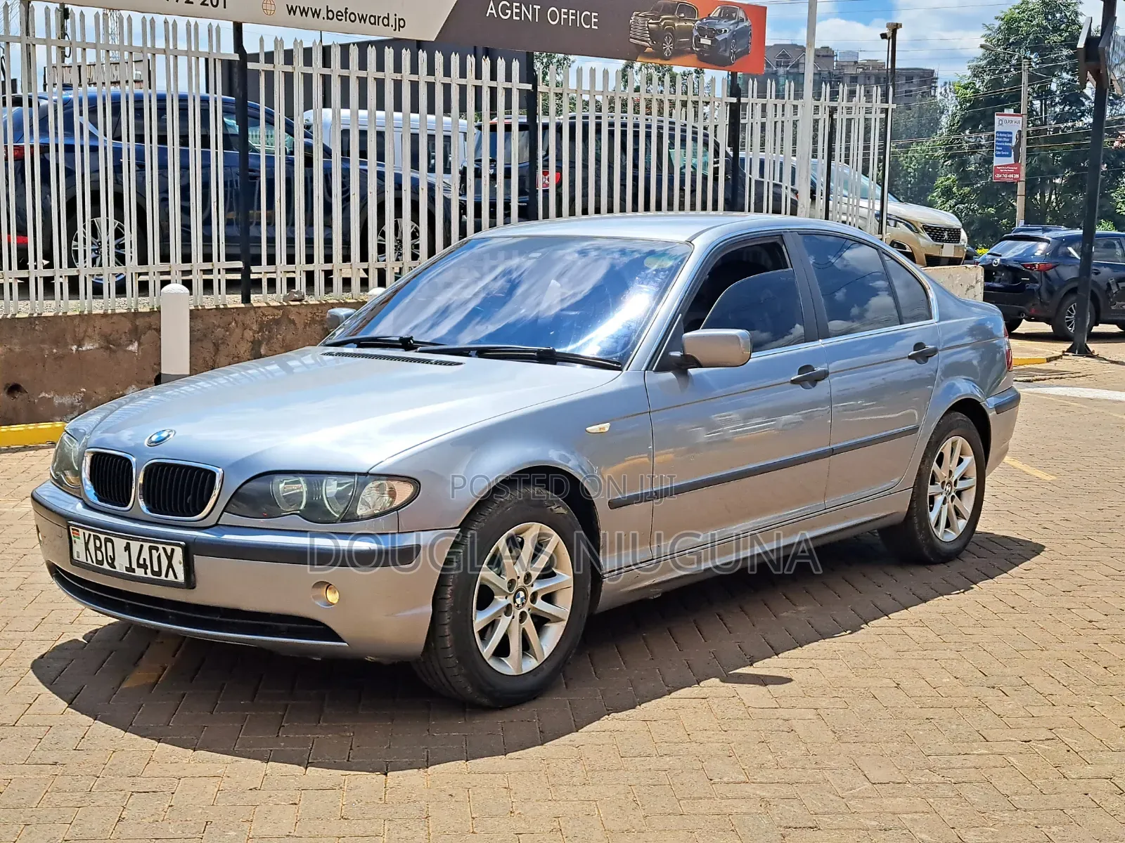 BMW 318i 2004 Gray