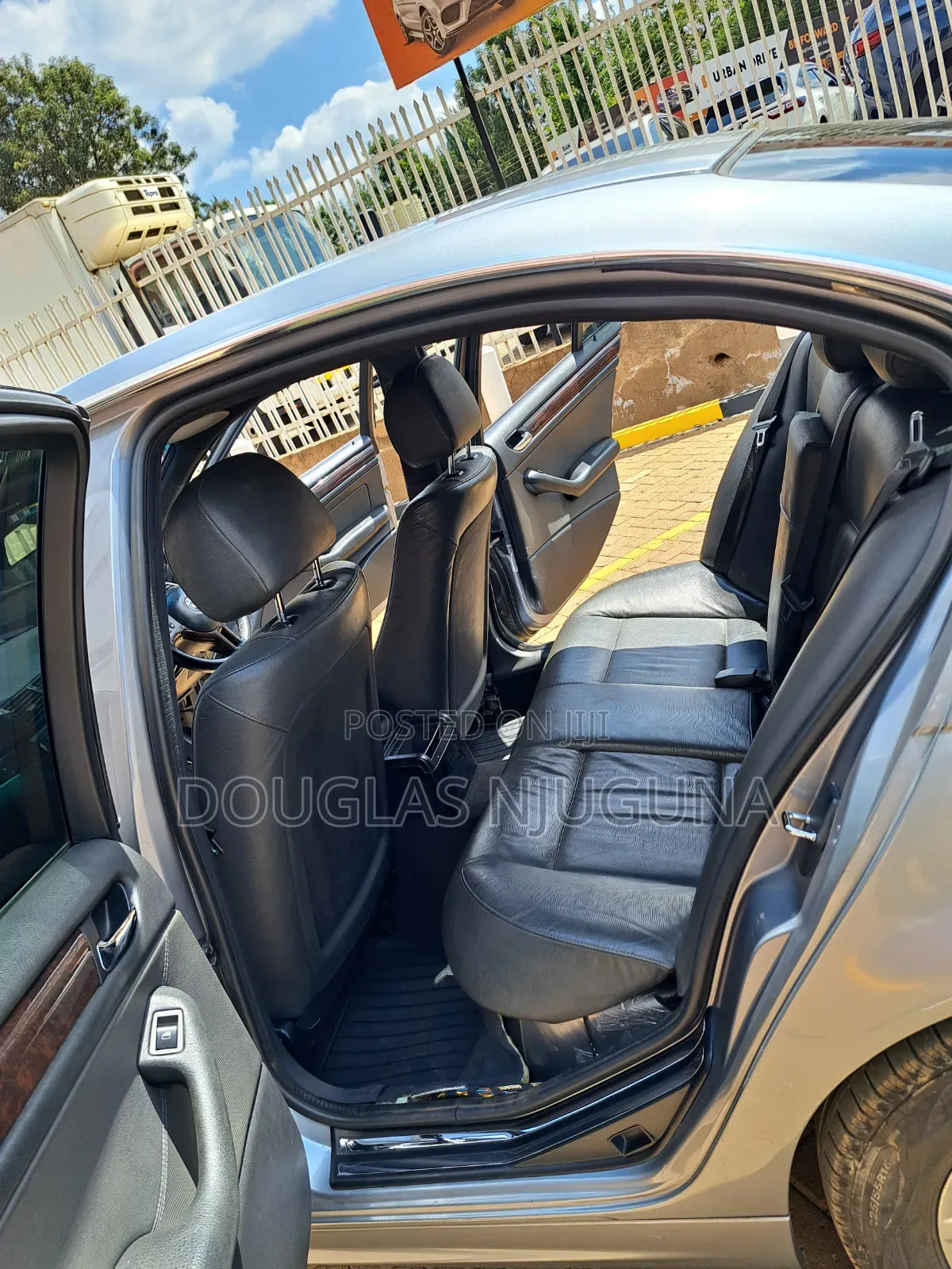 BMW 318i 2004 Gray