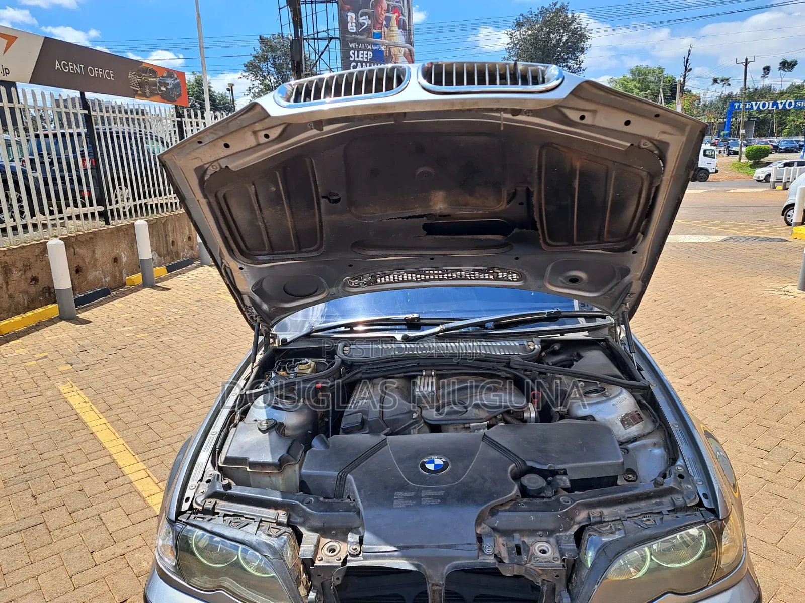 BMW 318i 2004 Gray