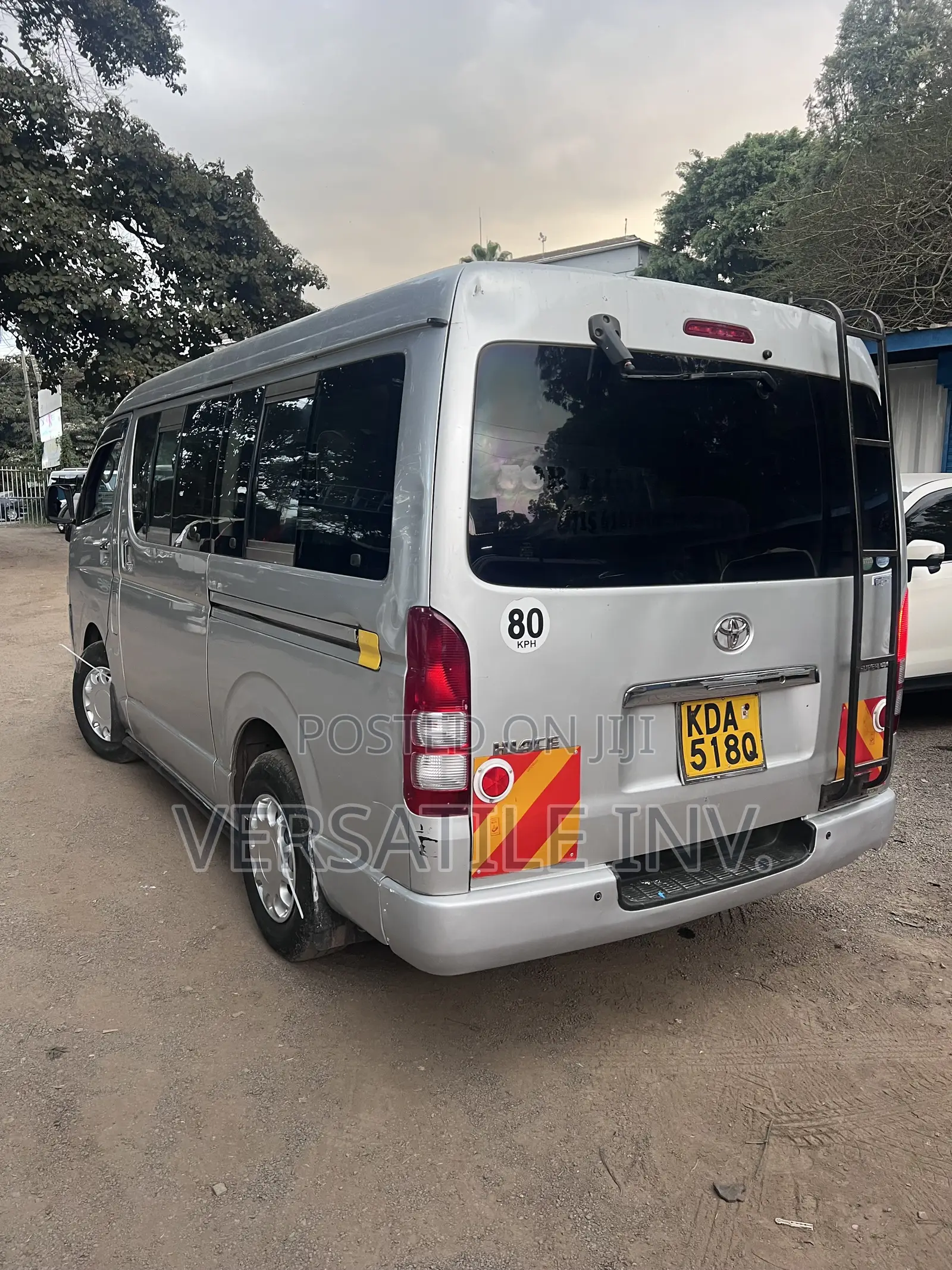Toyota HiAce 2014 Silver