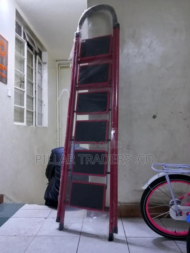 5-Step Folding Ladder - thumbnail 2