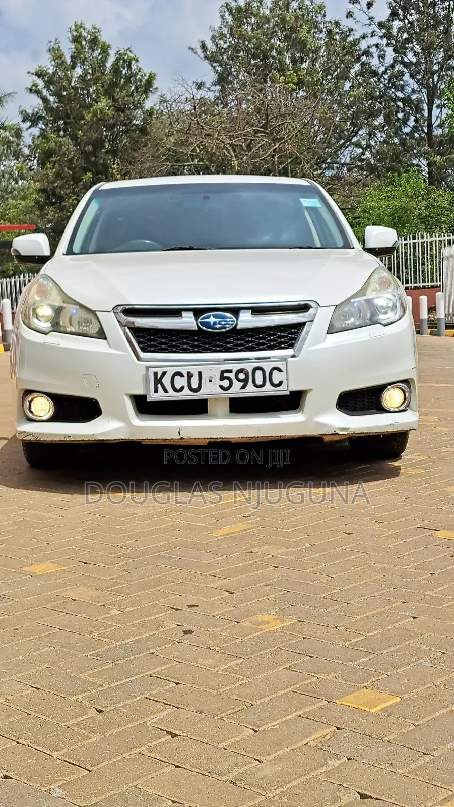 Subaru Legacy 2012 White