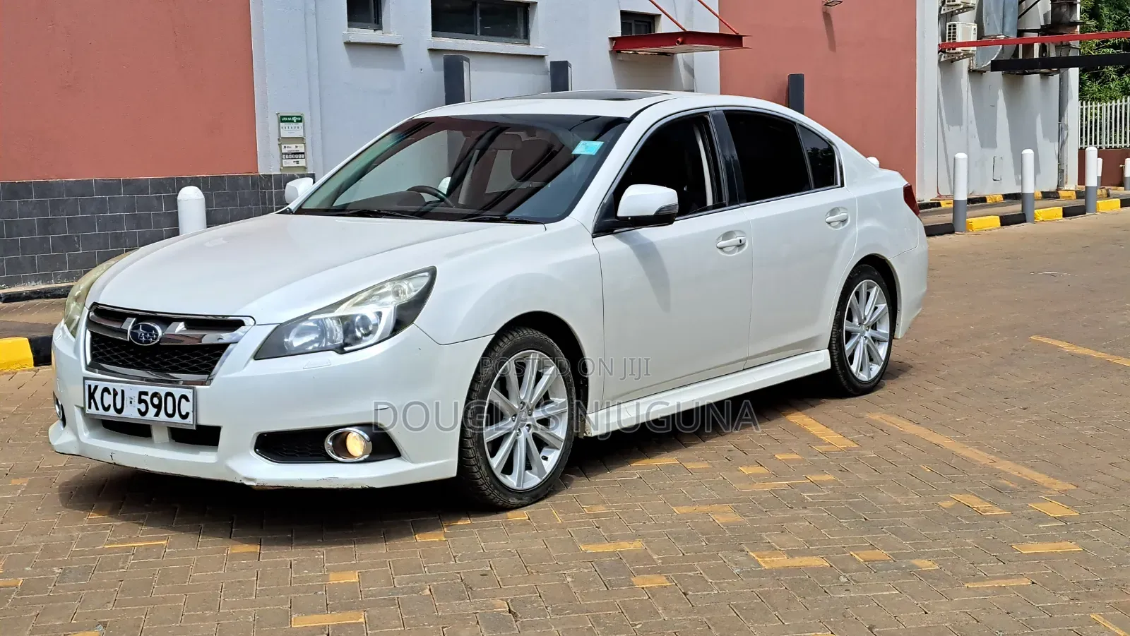Subaru Legacy 2012 White