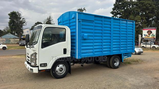 2022 Isuzu NMR - thumbnail 5
