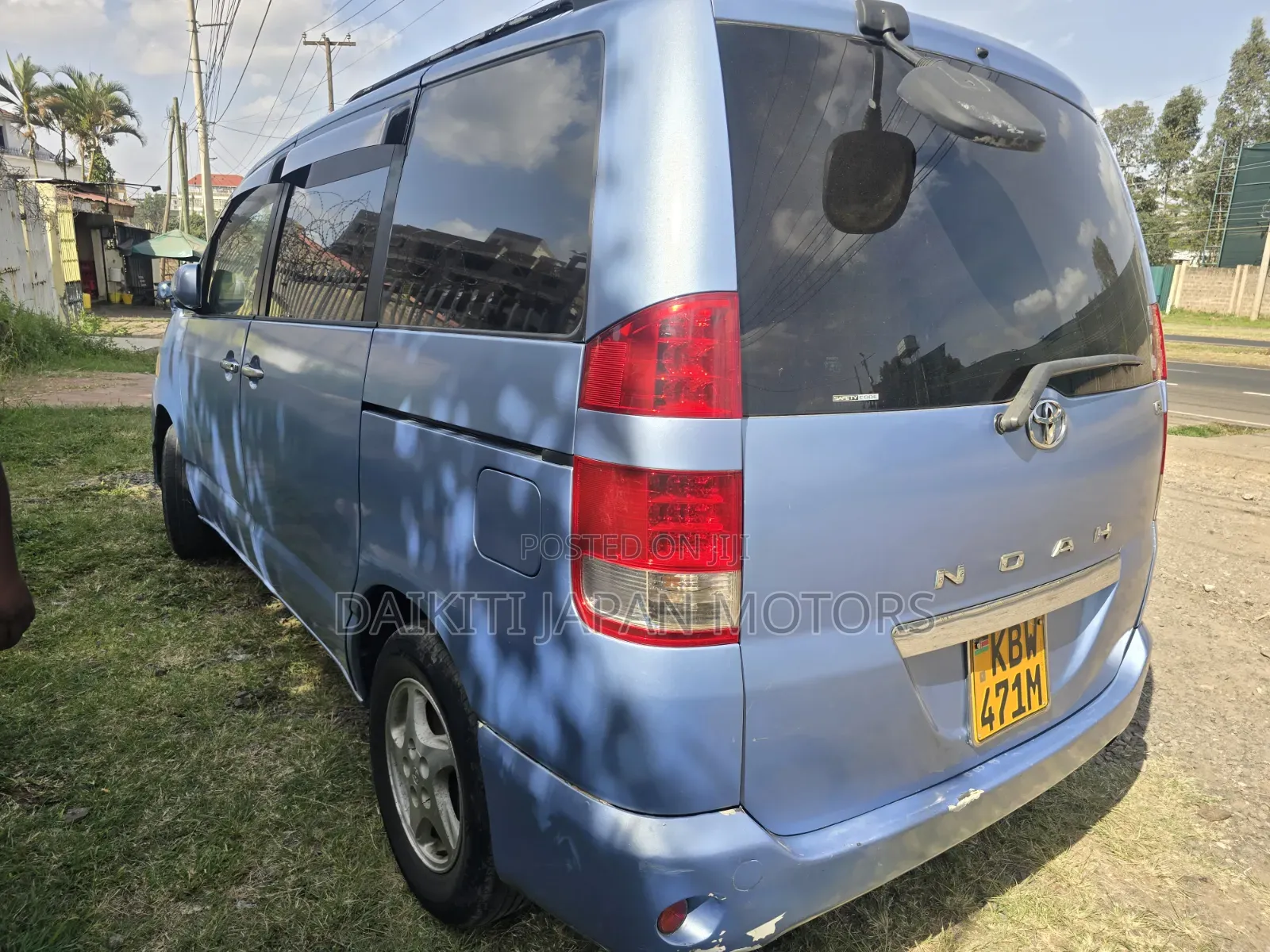Toyota Noah 2006 Blue