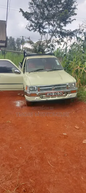 Toyota Hilux 1994 Beige