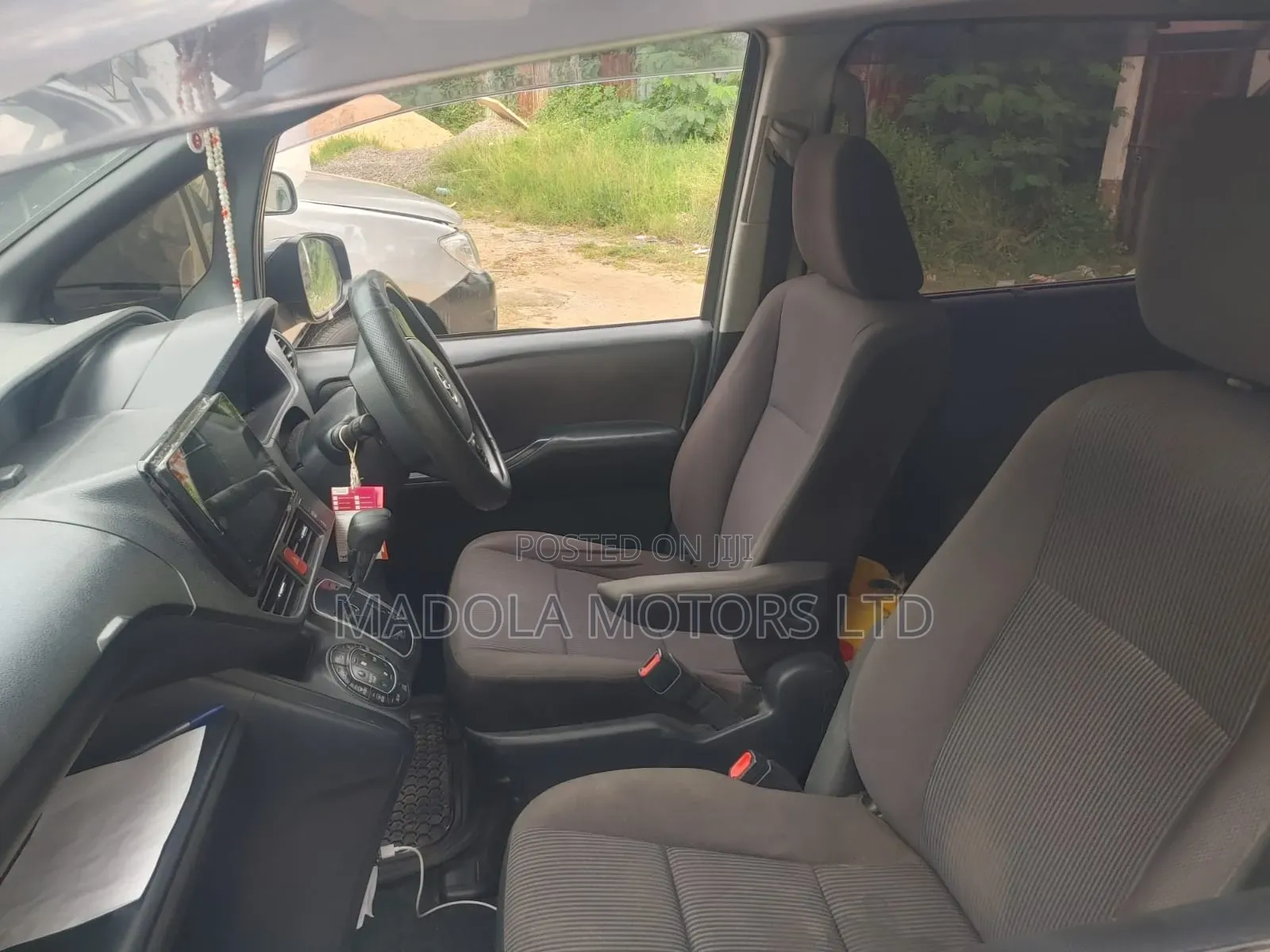 Toyota Noah 2017 Black