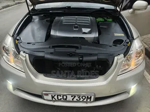 Toyota Crown 2012 Beige