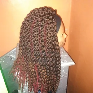 Brand New Sistar Locks Wig