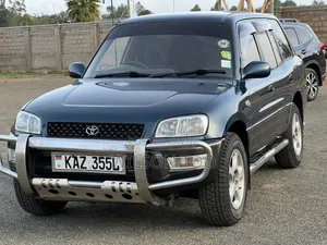 Toyota RAV4 Automatic 2000 Green