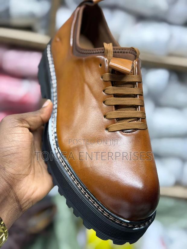 Black and Brown Givenchy's - thumbnail 2