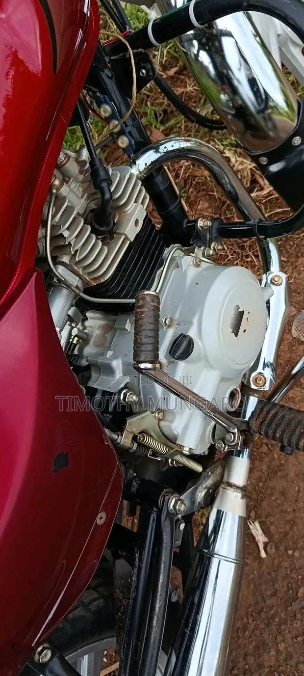 Bajaj Boxer 100 2023 Red