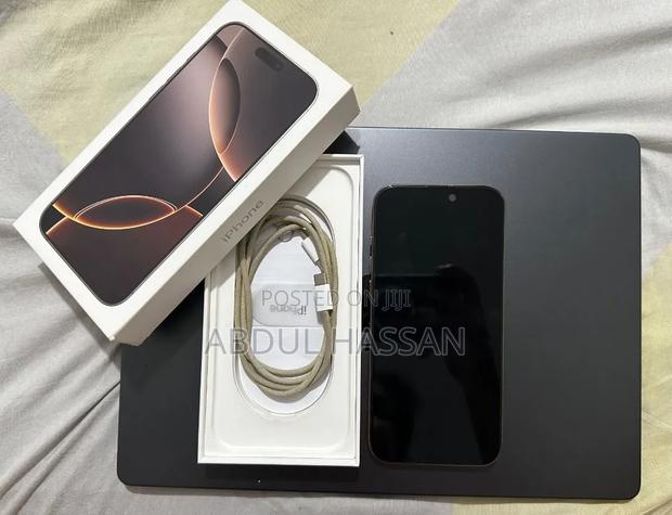 Apple iPhone 16 Pro Max 512 GB Gold - thumbnail 3