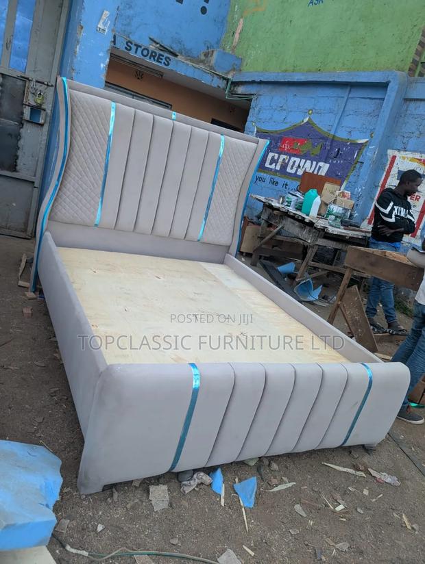 5x6 Cream Cheese Bed - main view