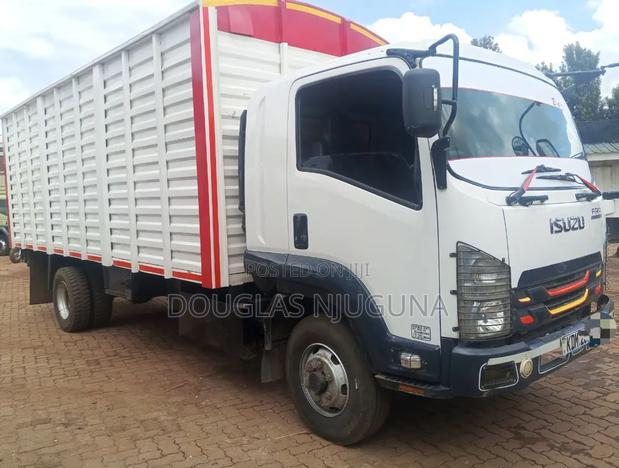 Isuzu FRR 2023 White