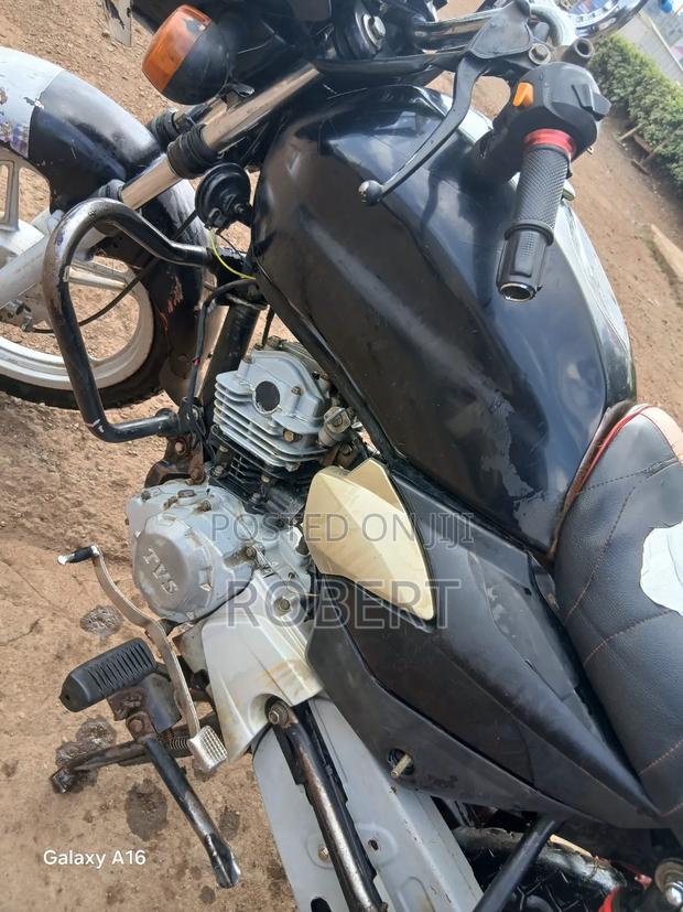 TVS HLX Plus ES 2022 Black