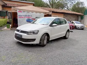 Volkswagen Polo 2012 White
