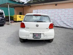 Volkswagen Polo 2012 White