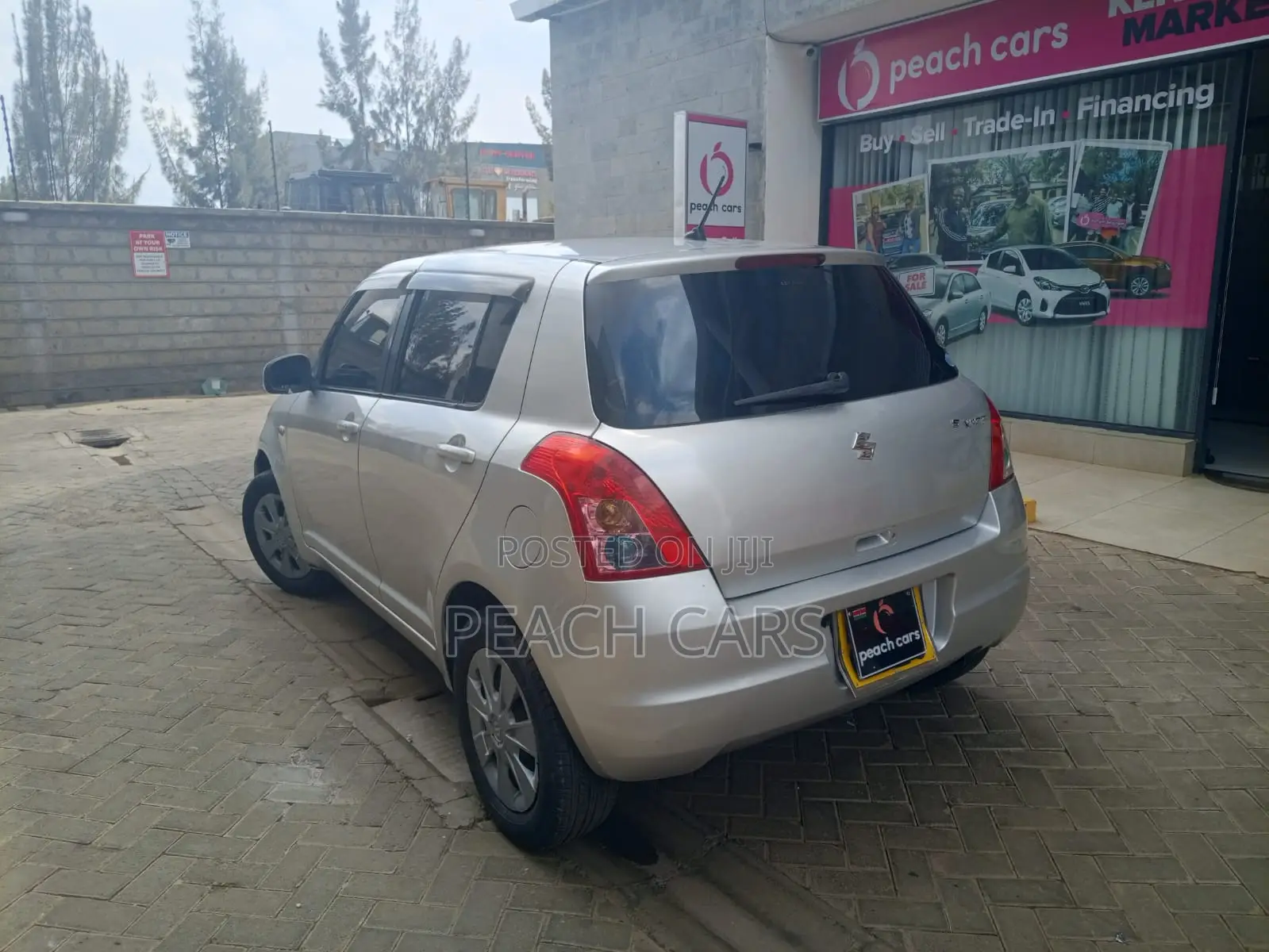 Suzuki Swift 2010 Silver