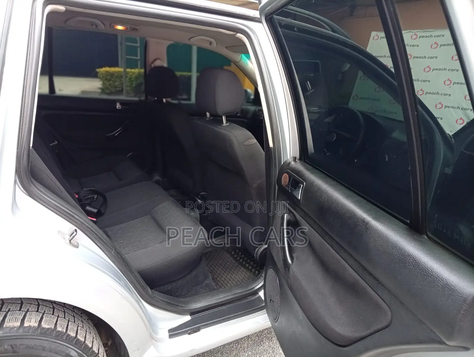 Volkswagen Golf 2003 Silver
