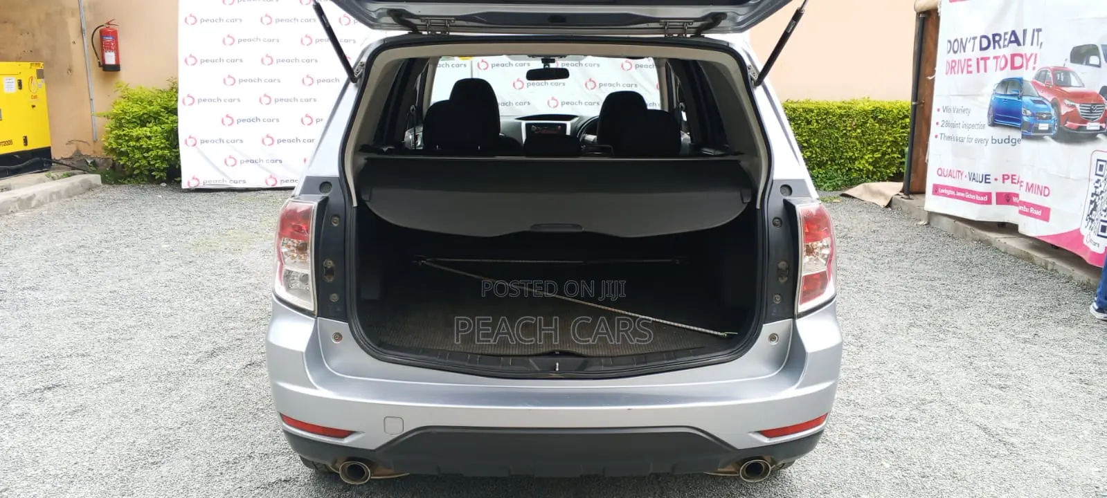 Subaru Forester 2011 Silver