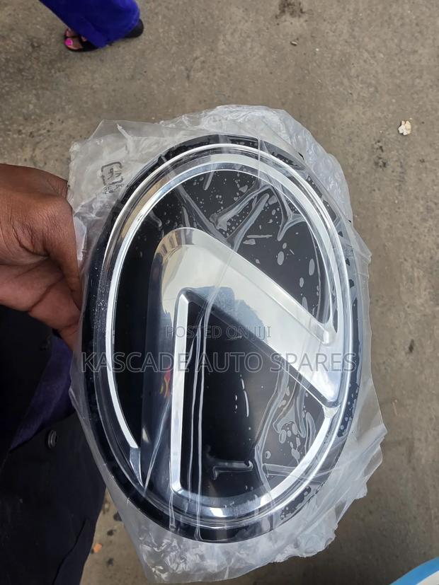 Lexus Nx 200,Rx 350/450h Front/Rear Glass Logo,Emblem