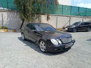 Mercedes-Benz E200 2002 Black