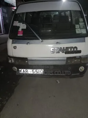 Nissan Caravan (Urvan) 2003 White